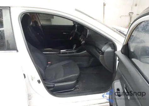 2020 Nissan Sentra Sv Xtronic Cvt z USA, uszkodzony, nr VIN 3N1AB8CV6LY213147